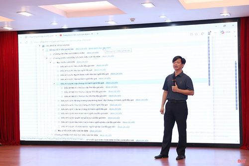Cục Kiểm tra văn bản và tổ chức thi hành pháp luật (Bộ Tư pháp) phối hợp Sở Tư pháp Hà Tĩnh tổ chức hội thảo trao đổi, thảo luận về Bộ pháp điển và triển khai, hướng dẫn công tác hợp nhất văn bản QPPL.