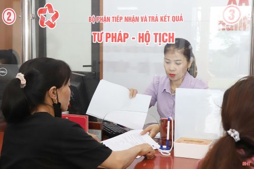 Đội ngũ công chức tư pháp - hộ tịch tại Hà Tĩnh tập trung cao cho công tác giải quyết TTHC.