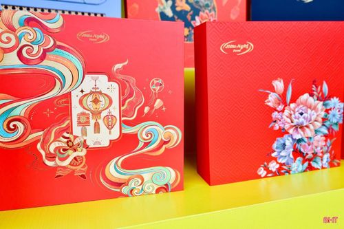 Theo các đơn vị kinh doanh, tháng 8 âm lịch sẽ là thời điểm thị trường bánh Trung thu bước vào mùa cao điểm, với sức mua tăng mạnh hơn so với giai đoạn hiện nay.