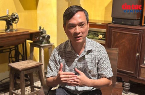 Ông Nguyễn Dân Huy, Phó Chủ tịch UBND phường Ba Đình, TP Hà Nội chia sẻ về “Tour Yêu Nước: Chạm vào ký ức một thời”.