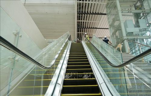 Cầu thang cuốn tại nhà ga sân bay Long Thành đã lắp đặt xong.