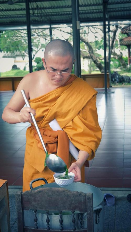 Đại Nghĩa trong thời gian tham gia khóa “Xuất gia gieo duyên” tại chùa Huyền Không, Huế vào cuối năm 2022.