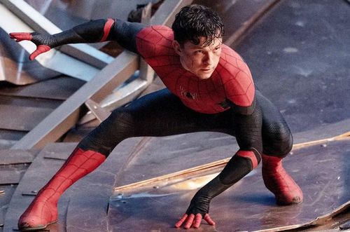 Tom Holland trong phim Spider-Man: No Way Home. Ảnh: NSX
