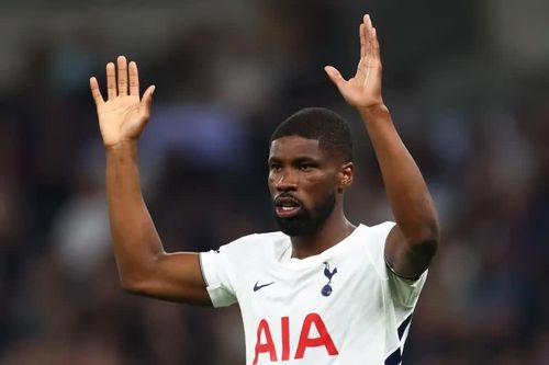 Kevin Danso cũng đang tìm cách rời khỏi khu vực phía bắc London. Ảnh: Getty