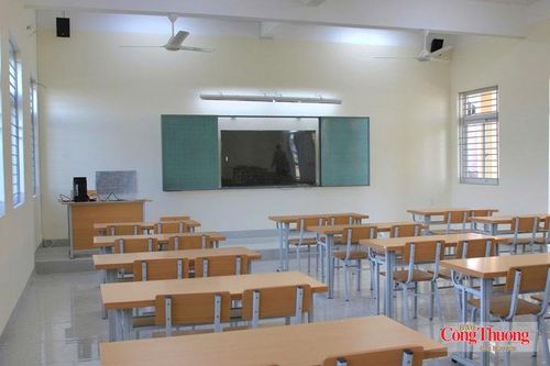 Những phòng học khang trang đón chờ các em học sinh.