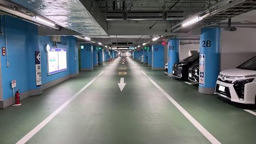 Bãi đỗ xe được lựa chọn xây hầm trú ẩn nằm gần ga Tokyo. Ảnh: chính quyền thủ đô Tokyo