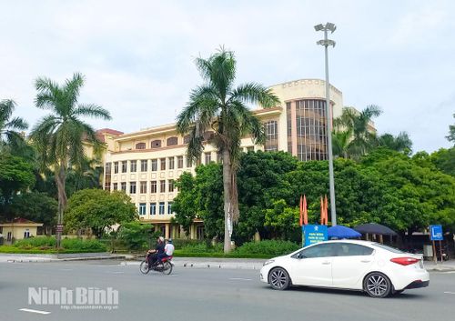 Trụ sở Sở Tài chính, địa chỉ số 209 đường Lê Hoàn, phường Phủ Lý, tỉnh Ninh Bình được phê duyệt phương án khai thác, cho thuê.