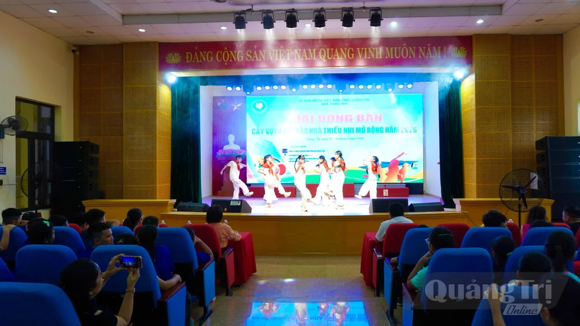 Quang cảnh buổi lễ - Ảnh: H.T