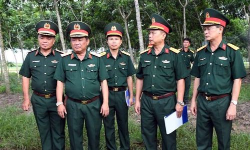 Lực lượng chức năng tỉnh Tây Ninh tiến hành khảo sát khu vực tìm kiếm hài cốt liệt sĩ liên quan đến trận đánh Suối Tre – Đồng Rùm