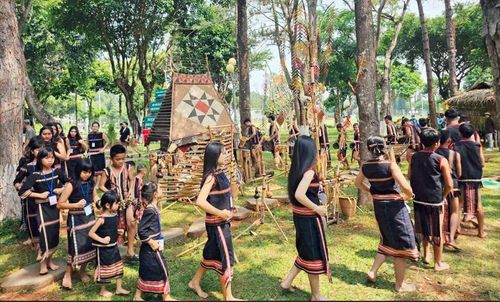 Thế hệ trẻ Gia Lai tham gia bảo tồn, quảng bá giá trị văn hóa truyền thống, góp phần đưa bản sắc địa phương đến gần hơn với công chúng