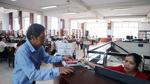 TP.HCM đề xuất mức thu 0 đồng đối với thẻ đọc và thẻ mượn tài liệu