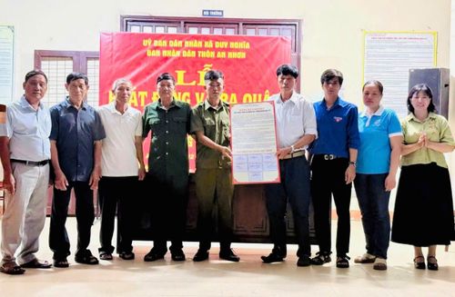 Công an xã Duy Nghĩa xây dựng, ra mắt nhiều mô hình đảm bảo an ninh, trật tự và phòng chống ma túy.