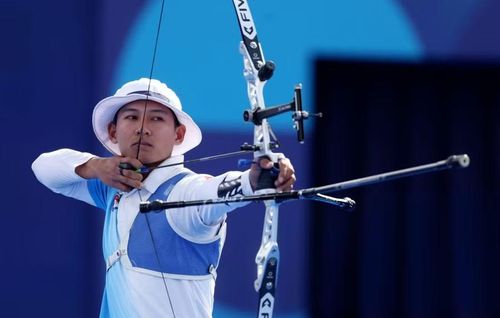 Lê Quốc Phong tham dự Olympic 2024. Ảnh: INT.