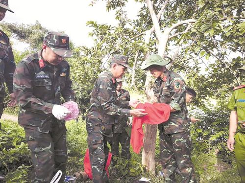 Hài cốt liệt sĩ được tìm thấy bên cánh rừng cạnh dòng sông Krông Nô.