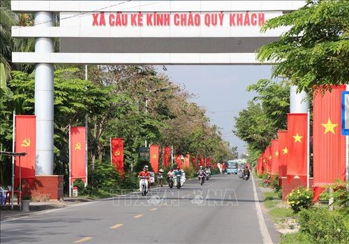 Tuyến đường giao thông nông thôn tại xã Cầu Kè, tỉnh Vĩnh Long.