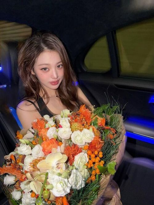 Bên cạnh âm nhạc, Jang Won Young còn tích cực hoạt động trong lĩnh vực thời trang và làm đẹp. Ảnh: IGNV