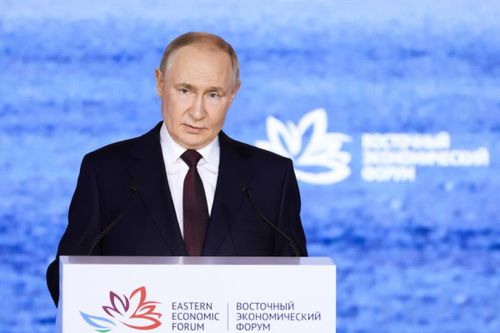Tổng thống Nga Vladimir Putin gửi lời chúc tới các đại biểu, ban tổ chức và khách mời tham dự Diễn đàn Kinh tế phương Đông. Ảnh: forumvostok.
