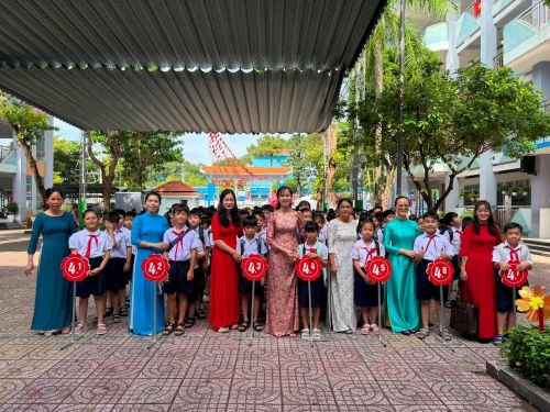 Lãnh đạo Sở GD&ĐT TP Hồ Chí Minh khẳng định đến thời điểm này, ngành giáo dục đã chuẩn bị đầy đủ các điều kiện để khai giảng năm học mới.