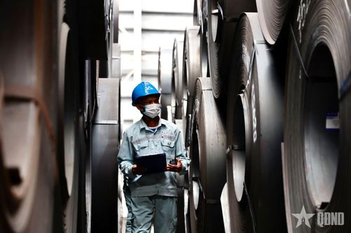 Hoạt động xuất khẩu tại Công ty Cổ phần Tập đoàn Hòa Phát. Ảnh: TRẦN NGHI