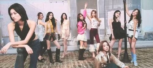 I.O.I xếp ở vị trí số 3 trong bảng xếp hạng Instiz, với "Suddenly". I.O.I là nhóm nhạc nữ dự án được thành lập thông qua chương trình sống còn *Produce 101* của đài Mnet vào năm 2016. Kể từ khi kết thúc các hoạt động ban đầu, các thành viên đã gặt hái thành công trên nhiều lĩnh vực khác nhau, bao gồm sự nghiệp âm nhạc solo, diễn xuất và các hoạt động nhóm. Sự trở lại lần này đánh dấu màn tái hợp kỷ niệm 10 năm thành lập nhóm. I.O.I thu hút sự chú ý của làng nhạc khi giới thiệu một định hướng âm nhạc mới, mang đến nét trưởng thành hơn cho hình ảnh năng động vốn là thương hiệu của nhóm. I.O.I đã phát hành mini-album thứ ba mang tên "I.O.I : LOOP" vào lúc 18h ngày 19/5. Sau khi phát hành album, nhóm đã gặp gỡ người hâm mộ thông qua chuyến lưu diễn châu Á mang tên "2026 I.O.I Concert Tour: LOOP", khởi động bằng các buổi biểu diễn tại Nhà thi đấu trong nhà Jamsil (Seoul) từ ngày 29 đến 31/5.