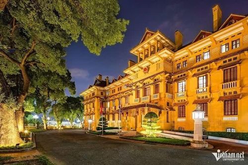 Trải qua trăm năm lịch sử, đến nay tòa nhà vẫn luôn được đánh giá là một kiến trúc đẹp, nổi bật, góp phần tạo nên vẻ đẹp kiến trúc đô thị nói riêng và sức hấp dẫn của Hà Nội nói chung. (Nguồn: Vietnamnet)
