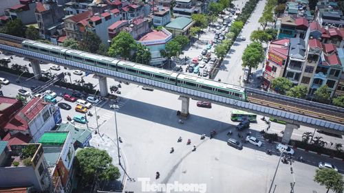 Trong 5 ngày nghỉ lễ Quốc khánh (từ ngày 29/8 đến ngày 2/9), Hà Nội Metro thực hiện miễn phí toàn bộ vé lượt cho hành khách trải nghiệm cả hai tuyến đường sắt đô thị của Thủ đô.