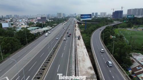 Ngày cuối kỳ nghỉ lễ, cao tốc Long Thành - Dầu Giây bắt đầu tăng xe