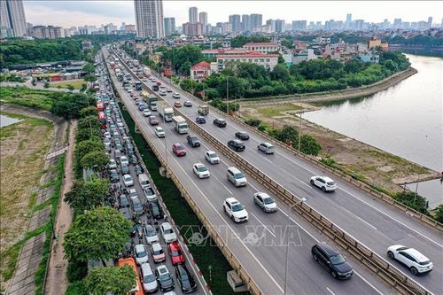 Lượng phương tiện gia tăng trên trục Vành đai 3. Ảnh minh họa: Trung Nguyên/TTXVN