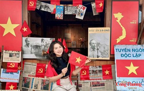 Cờ Tổ quốc, pano, áp phích được trang hoàng rực rỡ, tạo nên diện mạo tươi mới trong những ngày cả nước hướng về ngày lễ trọng đại.