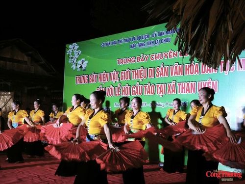 Không gian văn nghệ đặc sắc của dân tộc Thái 