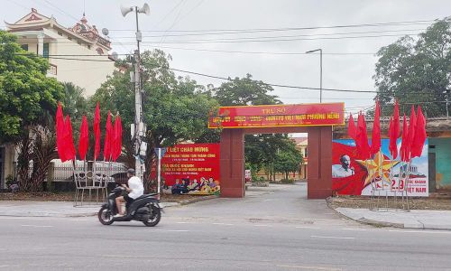  Trụ sở Uỷ ban MTTQ, các đoàn thể và Trung tâm phục vụ hành chính công phường Nếnh. 
