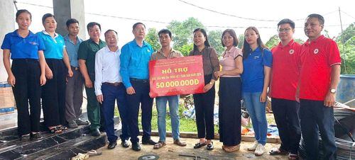 Phường Đông Ngạc hỗ trợ người dân xây nhà Đại đoàn kết tại tỉnh Tuyên Quang. Ảnh: Phường Đông Ngạc.