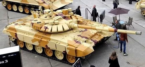 Bên cạnh đó còn có yêu cầu về vận tốc ban đầu cao đối với đạn bảo vệ của tổ hợp Arena-M để đánh chặn tên lửa chống tăng, điều này đòi hỏi một lượng thuốc phóng lớn và các giá đỡ chắc chắn hàn vào tháp pháo để gắn đạn bảo vệ, có tính đến lực giật khá mạnh.