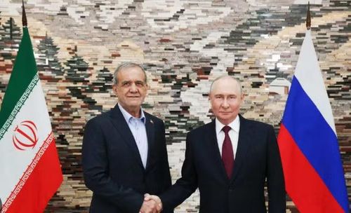 Tuyên bố được đưa ra trước cuộc gặp dự kiến giữa ông Pezeshkian và Tổng thống Nga Vladimir Putin bên lề hội nghị thượng đỉnh Tổ chức Hợp tác Thượng Hải (SCO) tại Kyrgyzstan.