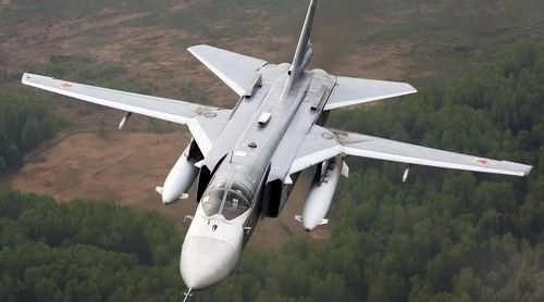 Một đặc điểm quan trọng của Su-24 là cánh cụp biến đổi. Cơ cấu này cho phép máy bay thay đổi hình dạng cánh tùy theo điều kiện bay.