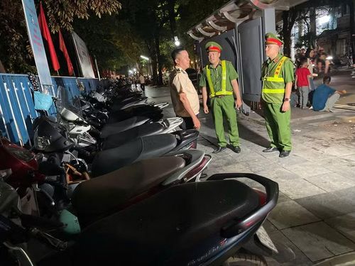 Công ty cổ phần Đồng Xuân triển khai 7 điểm trông giữ miễn phí trong hai ngày 31-8 và 1-9, riêng ngày 2-9 sẽ có 12 điểm