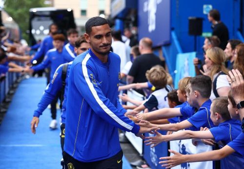  Chelsea và Tottenham Hotspur cũng không đứng ngoài cuộc đua tăng cường hàng thủ khi Xabi Alonso duyệt chi 52 triệu bảng để đưa Maxence Lacroix rời Crystal Palace. Trung vệ người Pháp trở thành một trong những bản hợp đồng đáng chú ý của Chelsea trong kỳ chuyển nhượng hè. Ảnh: Reuters. 