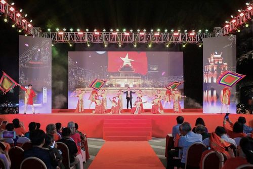 “Hà Nội - Khúc hát tự hào”: Từ mùa thu lịch sử đến khát vọng tương lai