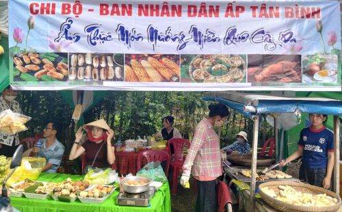 Những món nướng dân dã tại không gian ẩm thực Giồng Cây Da