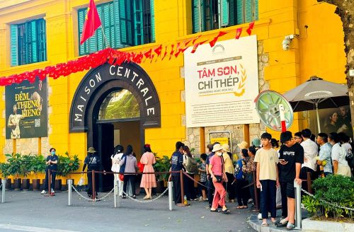 Tại Hà Nội, 17 điểm di tích, danh thắng cùng Làng Văn hóa - Du lịch các dân tộc Việt Nam mở cửa miễn phí trong dịp lễ. Ảnh: Việt Phương