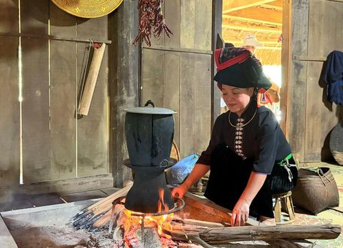 Trong mâm cúng bắt buộc phải có xôi đồ từ gạo nếp mới gặt