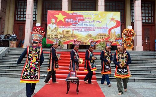 Tiết mục văn hóa dân gian đặc sắc tại chương trình