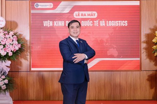 Phó Giáo sư, Tiến sĩ Nguyễn Duy Đạt, Viện trưởng Viện Kinh doanh quốc tế và Logistics, Trường đại học Thương mại.