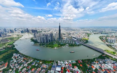 Tòa nhà Landmark 81 và khu đô thị phức hợp ven sông Sài Gòn, biểu tượng mới của TP Hồ Chí Minh. 