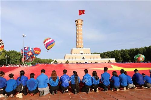 Sau buổi lễ, lá đại kỳ sẽ bắt đầu hành trình xuyên Việt và chính thức được trao tặng cho tỉnh Cà Mau để lưu giữ, trưng bày tại Vườn Quốc gia Mũi Cà Mau, phục vụ nhân dân và du khách thưởng lãm vào cuối năm 2027.