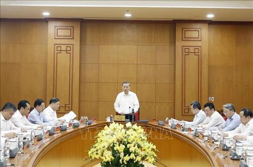 Tổng Bí thư, Chủ tịch nước Tô Lâm phát biểu chỉ đạo tại cuộc làm việc ngày 10/6 với Đảng ủy Chính phủ và các cơ quan về tổng kết Nghị quyết số 24-NQ/TW, ngày 3/6/2013 của Ban Chấp hành Trung ương Đảng khóa XI. Ảnh: Thống Nhất/TTXVN