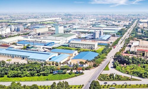  Một góc Khu công nghiệp Tiên Sơn. 