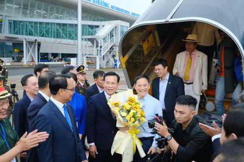 Ngày 19/8/2026, Cảng hàng không quốc tế Liên Khương chính thức khai thác trở lại sau hơn 5 tháng tạm dừng để sửa chữa, nâng cấp