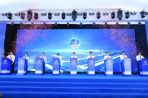 Nghi thức công bố sản phẩm nhôm thỏi đầu tiên tại Việt Nam, mở ra kỷ nguyên mới cho ngành công nghiệp Việt Nam nói chung và Lâm Đồng nói riêng, cũng như tạo động lực thu hút các ngành công nghiệp phụ trợ
