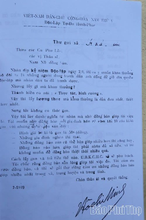 Bức thư của Chủ tịch Hồ Chí Minh.